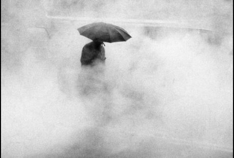<a href="https://www.nytimes.com/2019/05/03/nyregion/new-york-rain-vintage-sights-and-sounds-of-a-soaked-city.html" target="_blank">Billowing Steam New York </a>